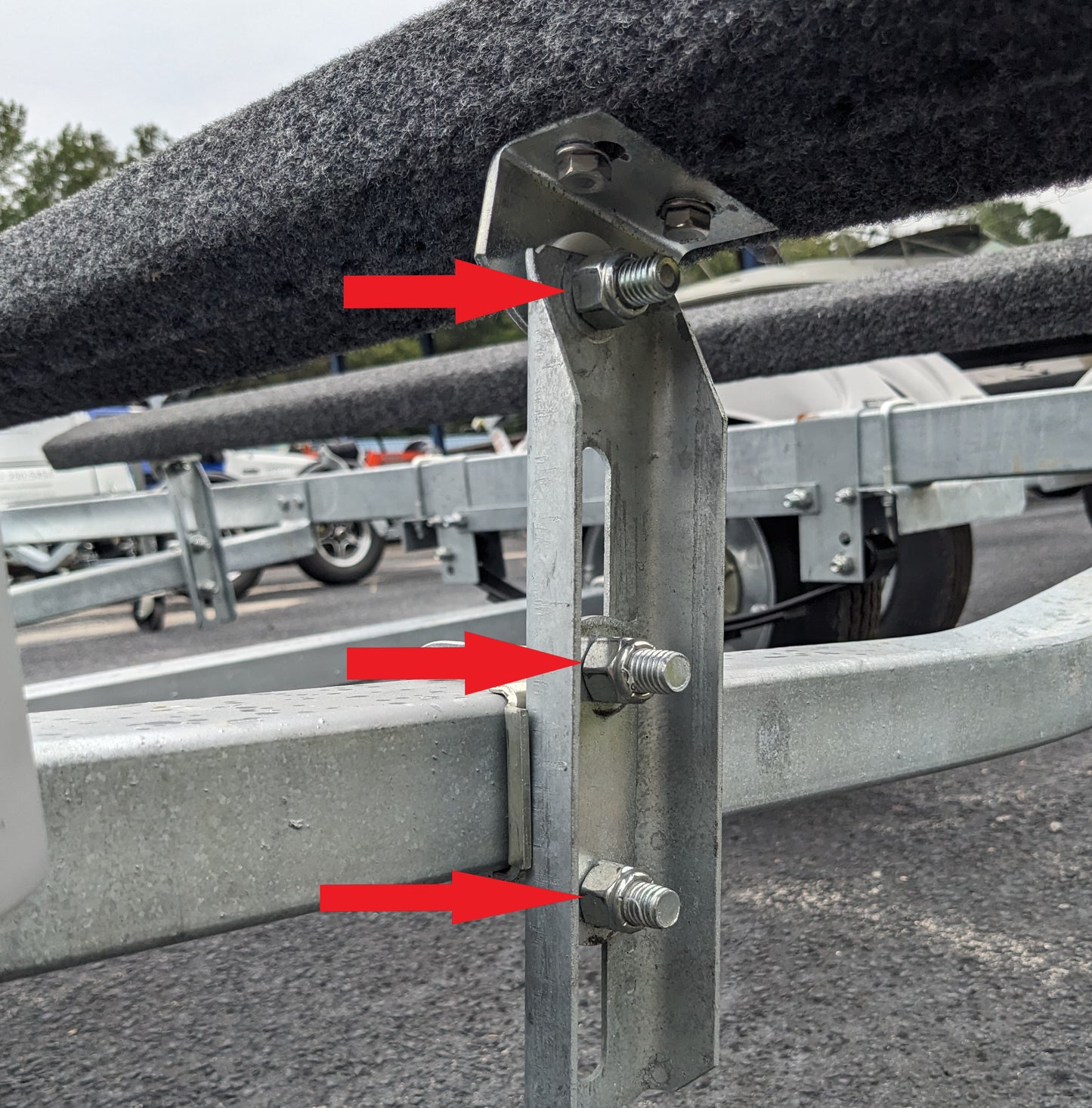 EZ Loader Hex Locknut 1/2" - 13 Zinc Plated on trailer 290-002598