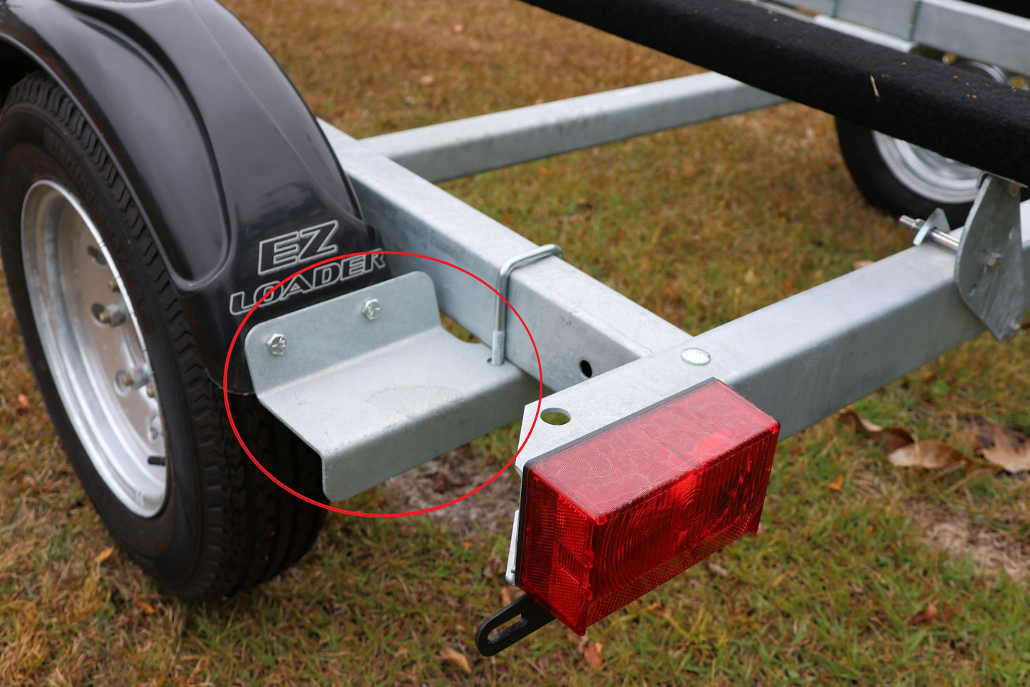 EZ Loader Fender Mount Step Bracket Galvanized Frame 250-025080-10