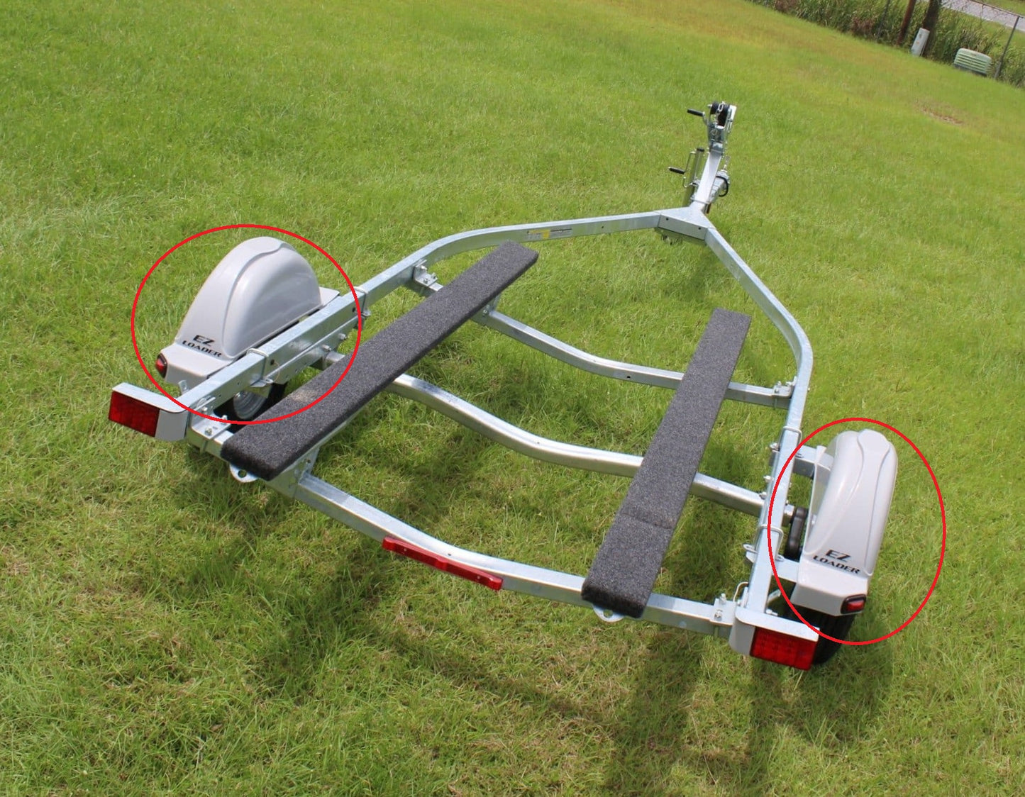 EZ Loader Gray Composite Trailer Fender 13″ Tire Single Axle (Discontinued Color)