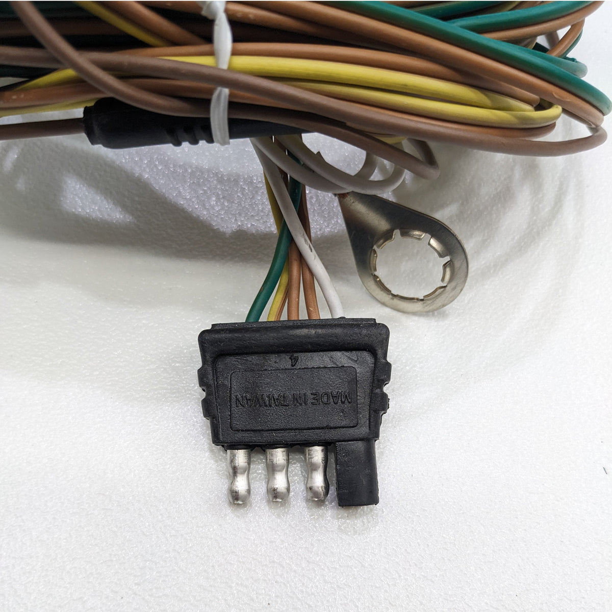 EZ Loader 24' Wiring Harness with Flat 4-Plug for 14 - 20' Trailers 25 ...
