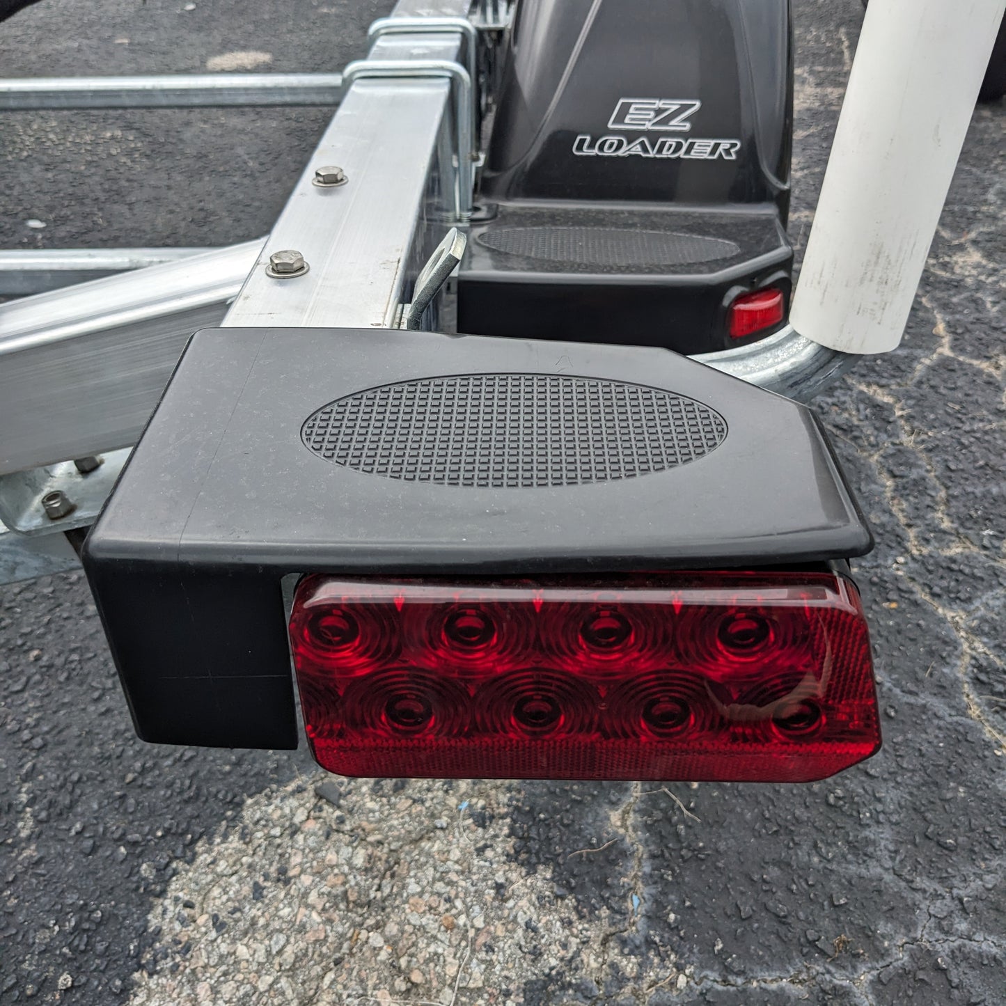 EZ Loader Updated Right Taillight 7.5" x 3.5" 250-032132-25 on trailer
