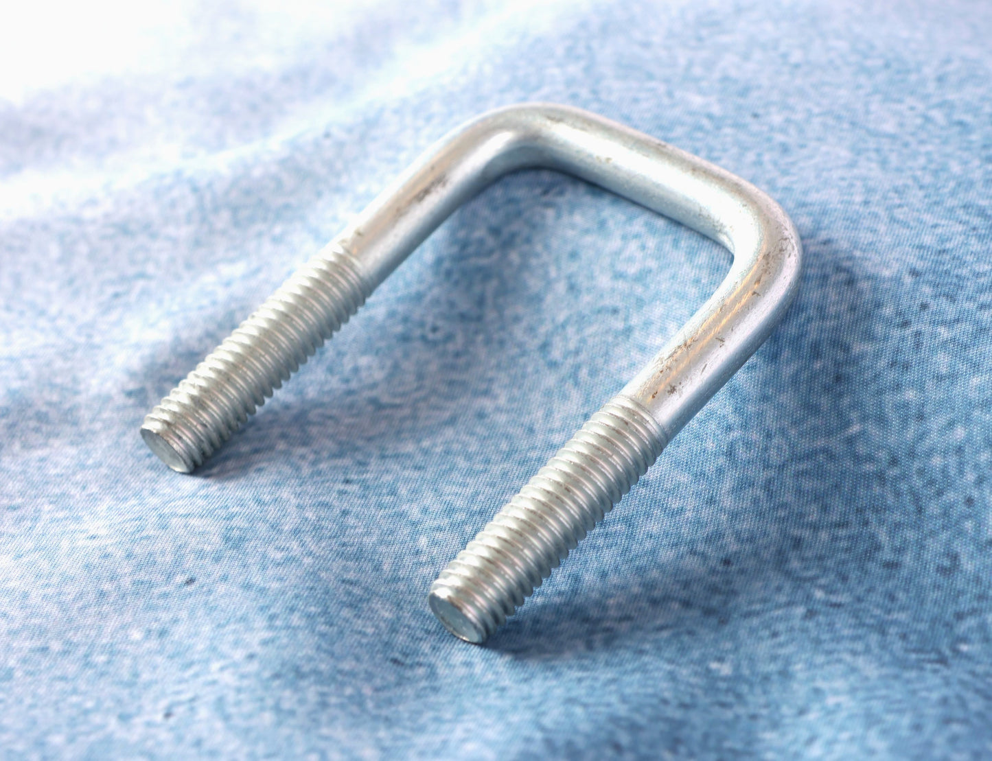 EZ Loader U-Bolt 3/8" 1-1/2 x 2-3/8'' Zinc Plated  290-002423