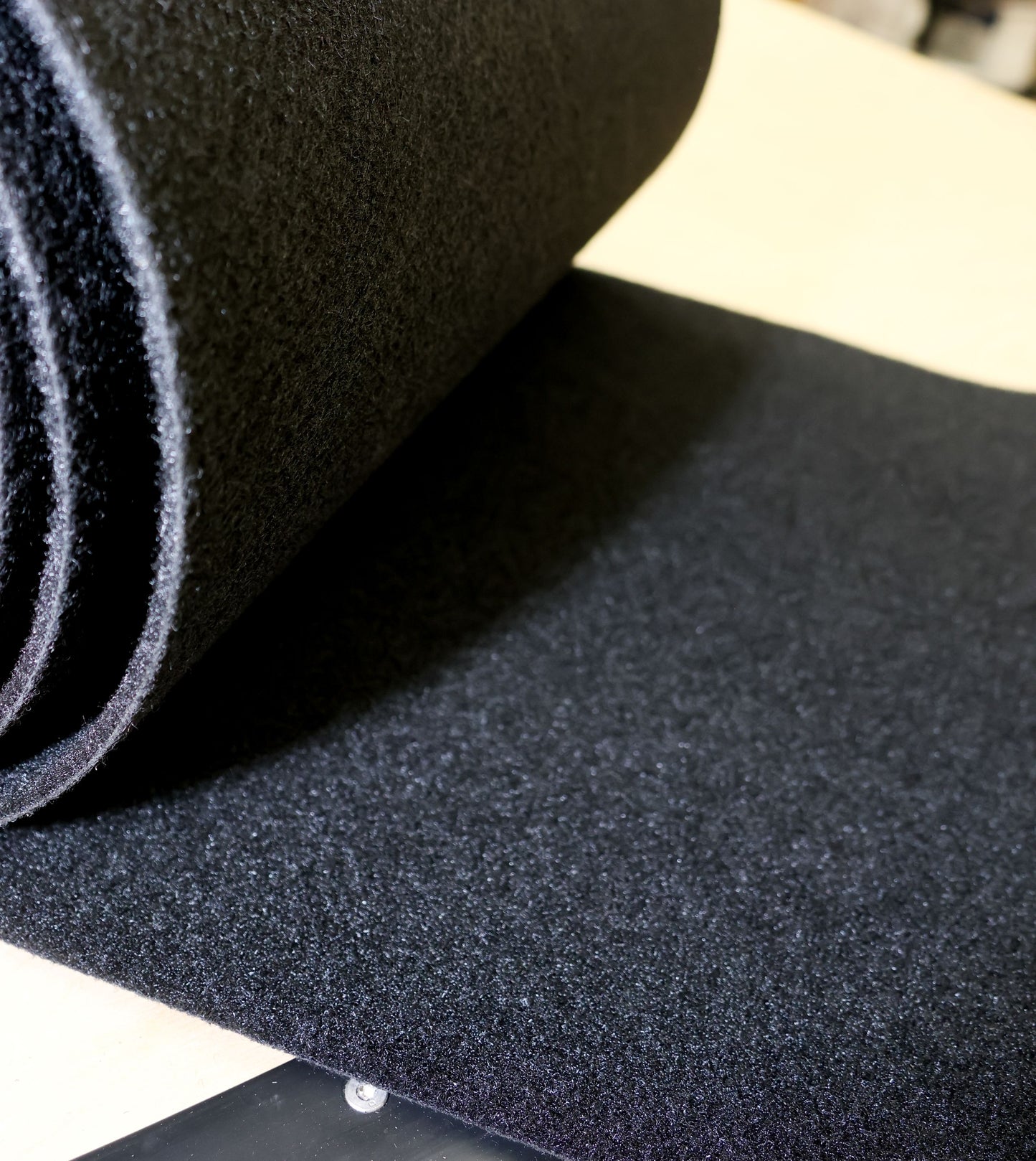 EZ Loader Boat trailer up close highlighting material purchase at 411marine