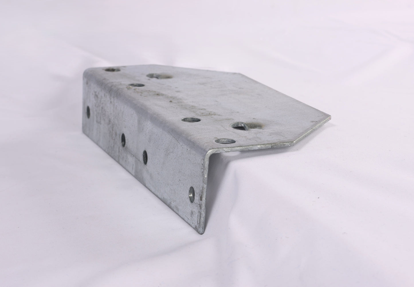 EZ Loader Fender Step Bracket for 2" Wide Frame and 13" Composite Fender 250-023721-10