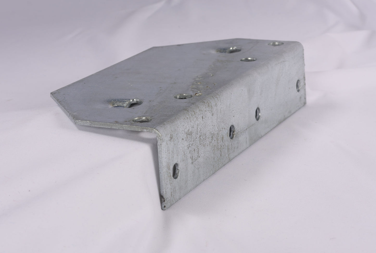 EZ Loader Fender Step Bracket for 2" Wide Frame and 13" Composite Fender 250-023721-10