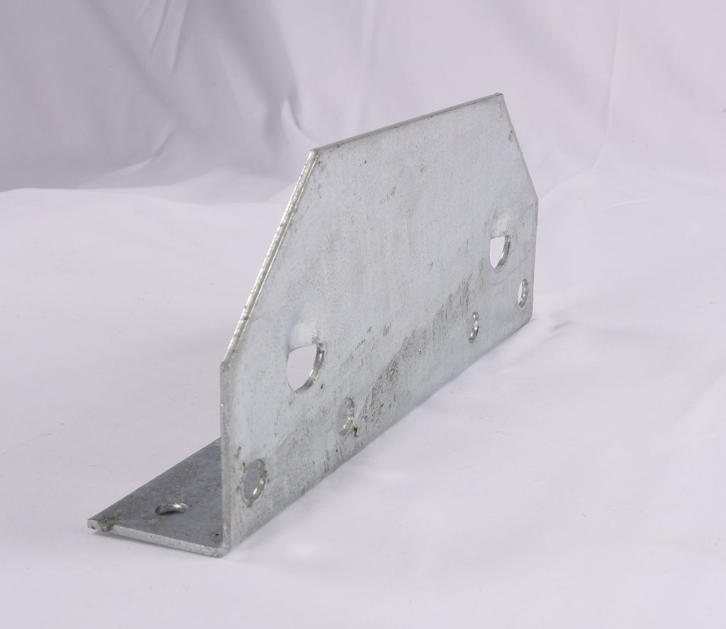 EZ Loader Fender Step Bracket for 2" Wide Frame and 13" Composite Fender 250-023721-10