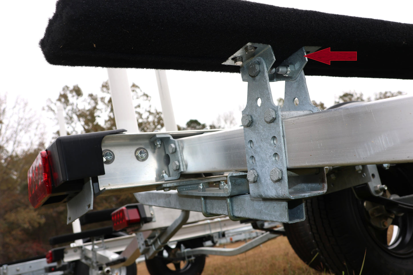 EZ Loader Bunk Mounting Bracket Top Hat Style 250-022387-10