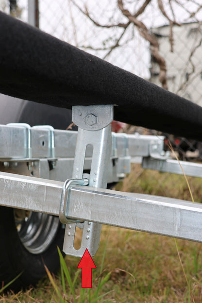 EZ Loader 9" Adjustable Upright Channel Bunk Bracket 250-014876-10