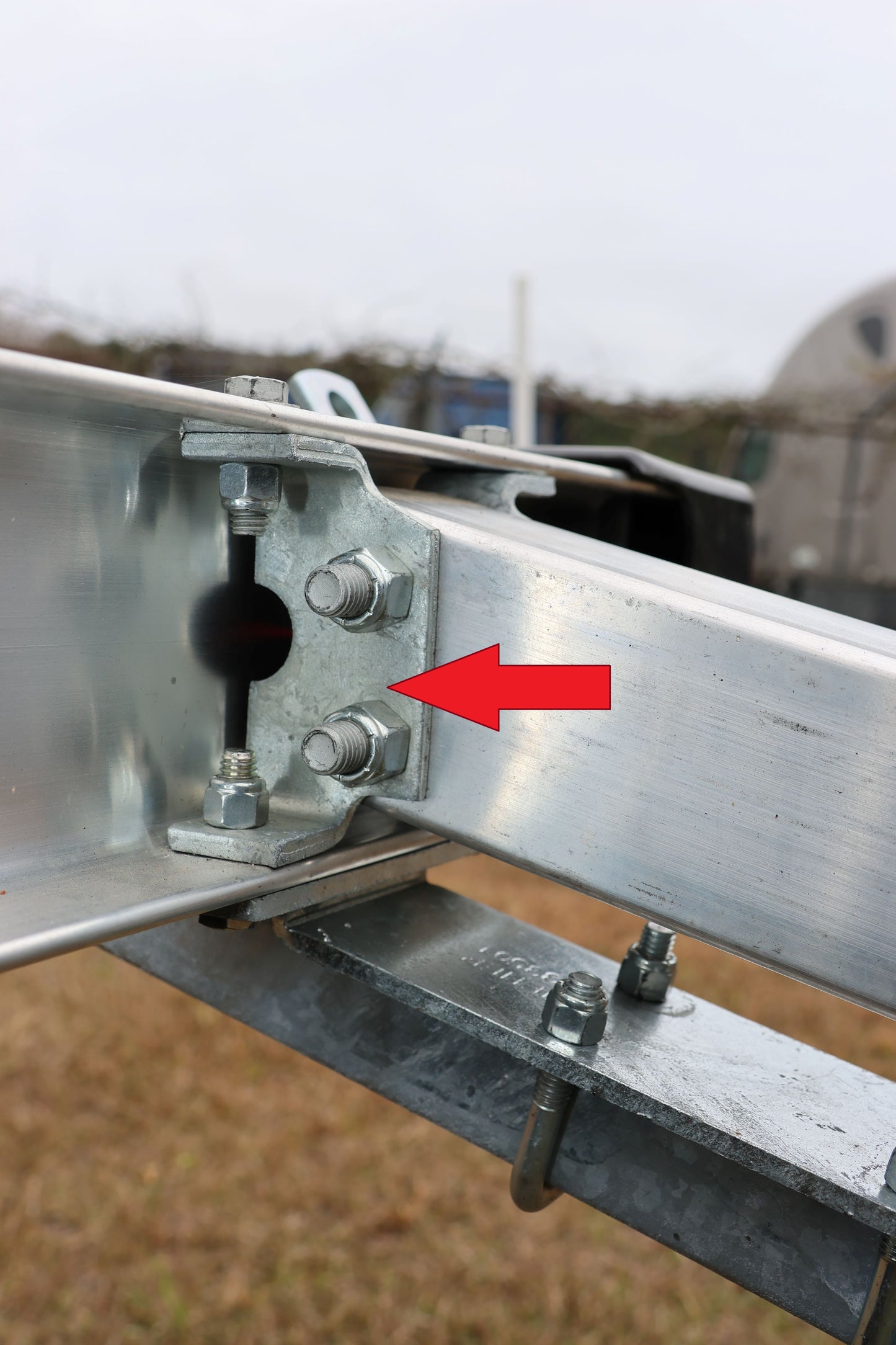 EZ Loader Crossmember Hanger Mounting Bracket RF/LR 250-028386-10