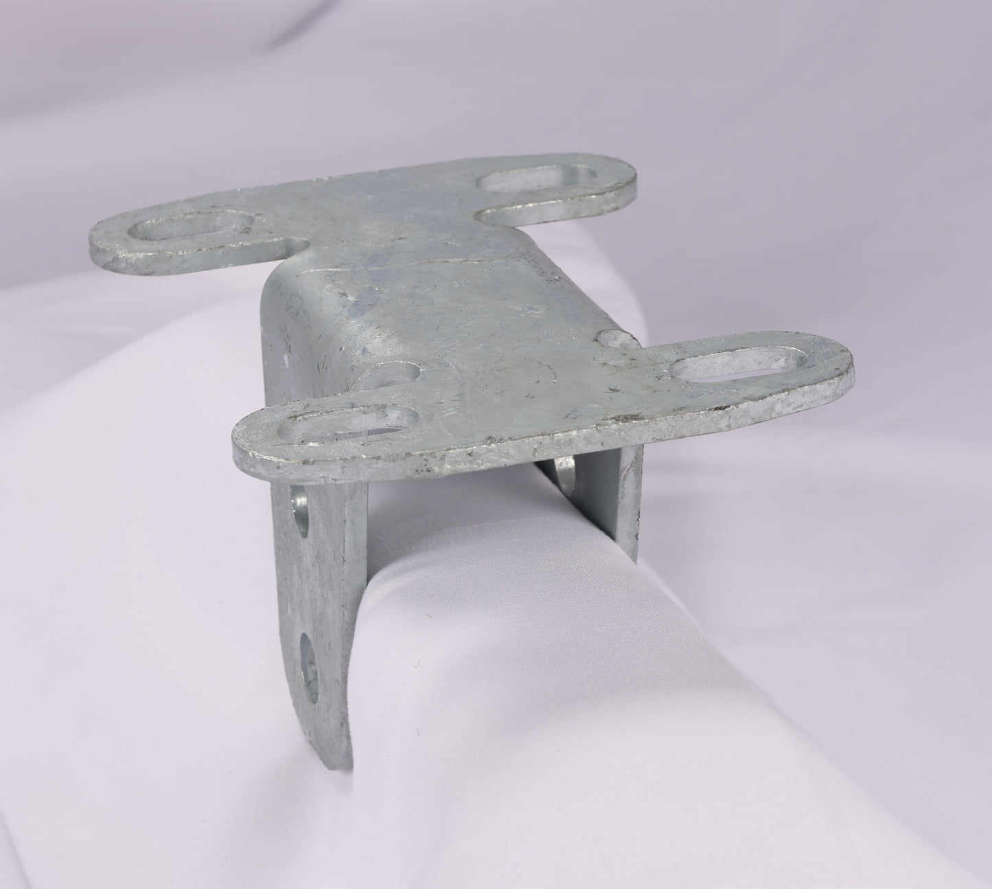 EZ Loader Spring Hanger Bracket 250-015522-10