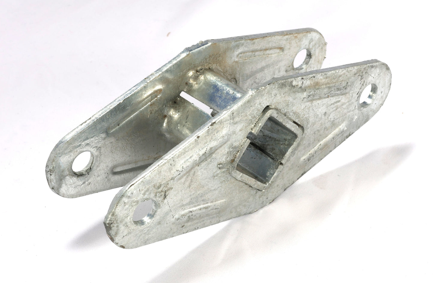 EZ Loader Equalizer Shackle 250-031579-10 / 250-031580 – Tandem & Triple Axle