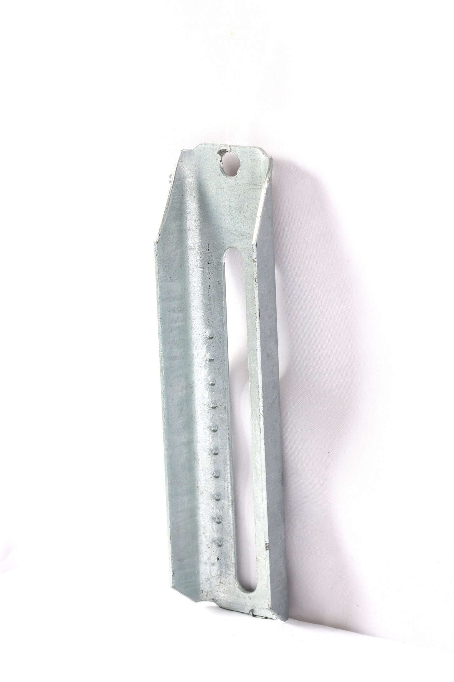 EZ Loader 9" Adjustable Upright Channel Bunk Bracket 250-014876-10