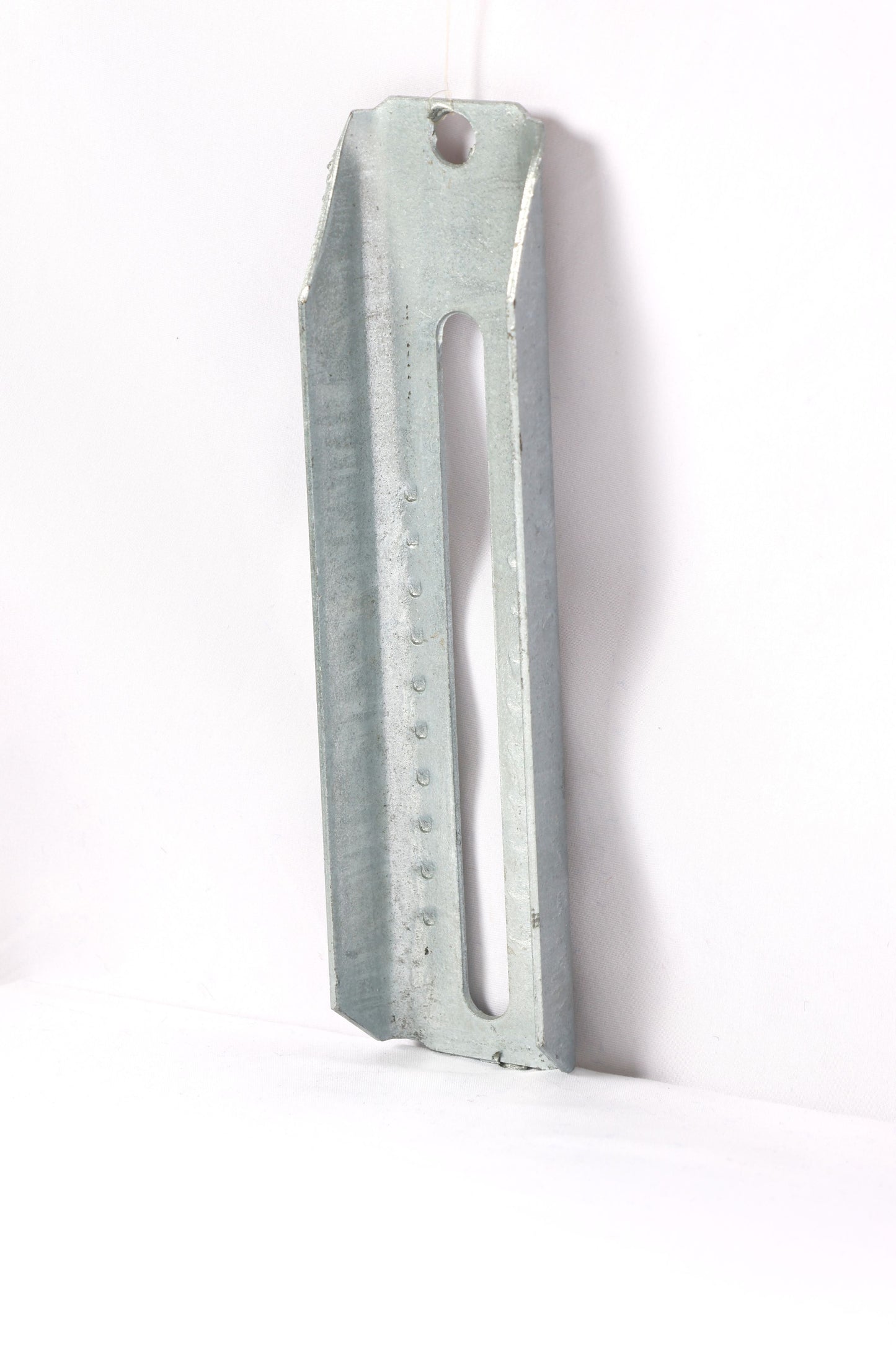 EZ Loader 9" Adjustable Upright Channel Bunk Bracket 250-014876-10