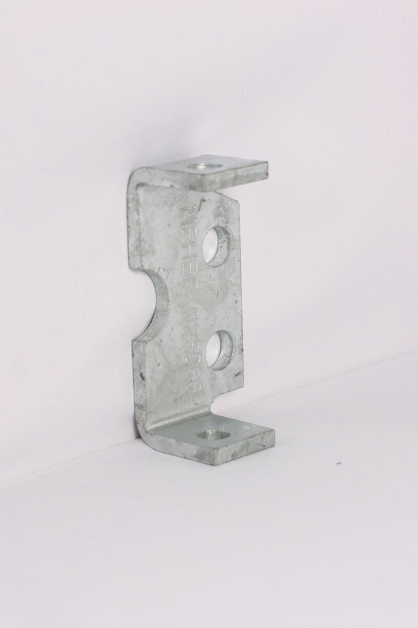 EZ Loader Crossmember Hanger Mounting Bracket RF/LR 250-028386-10