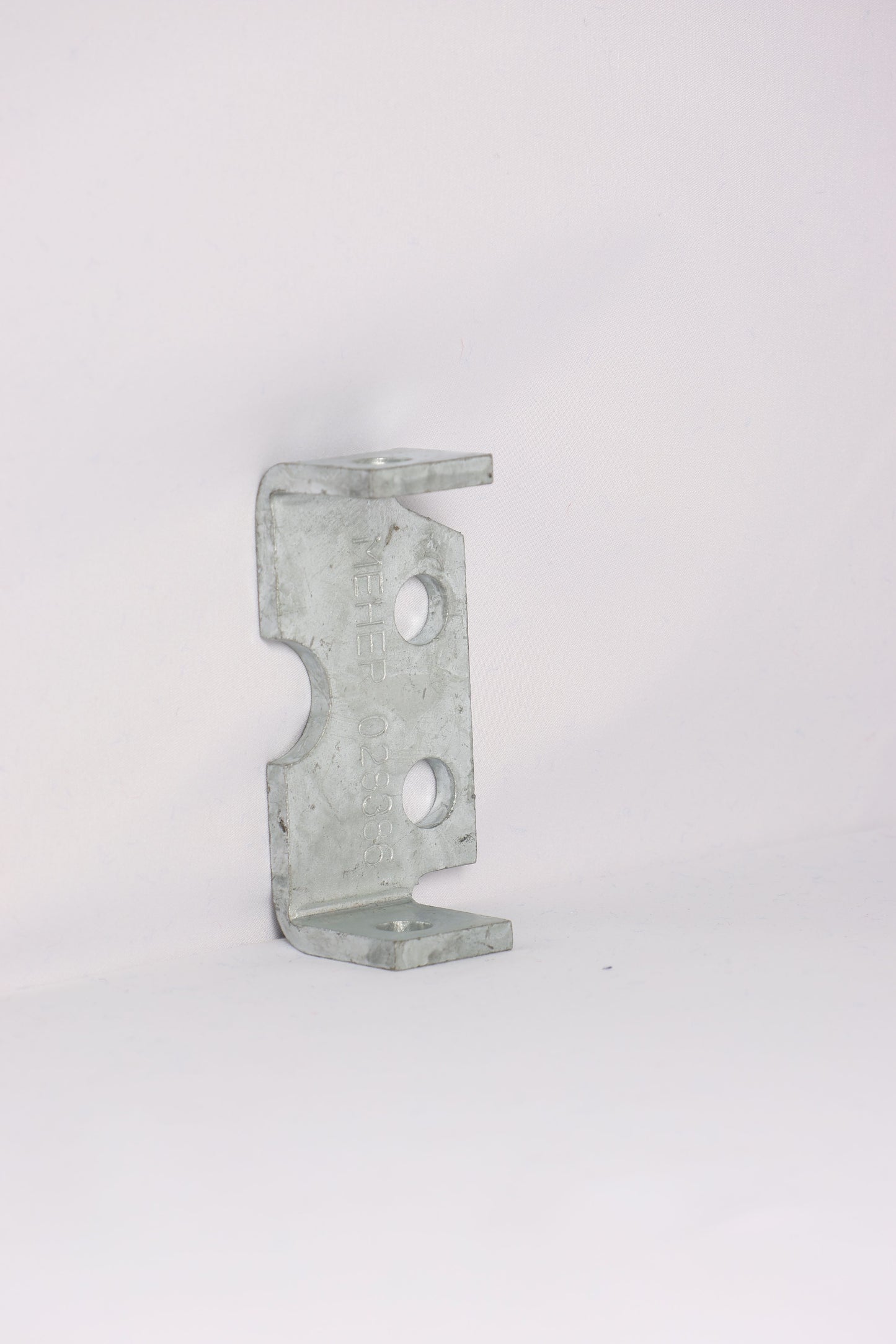 EZ Loader Crossmember Hanger Mounting Bracket RF/LR 250-028386-10