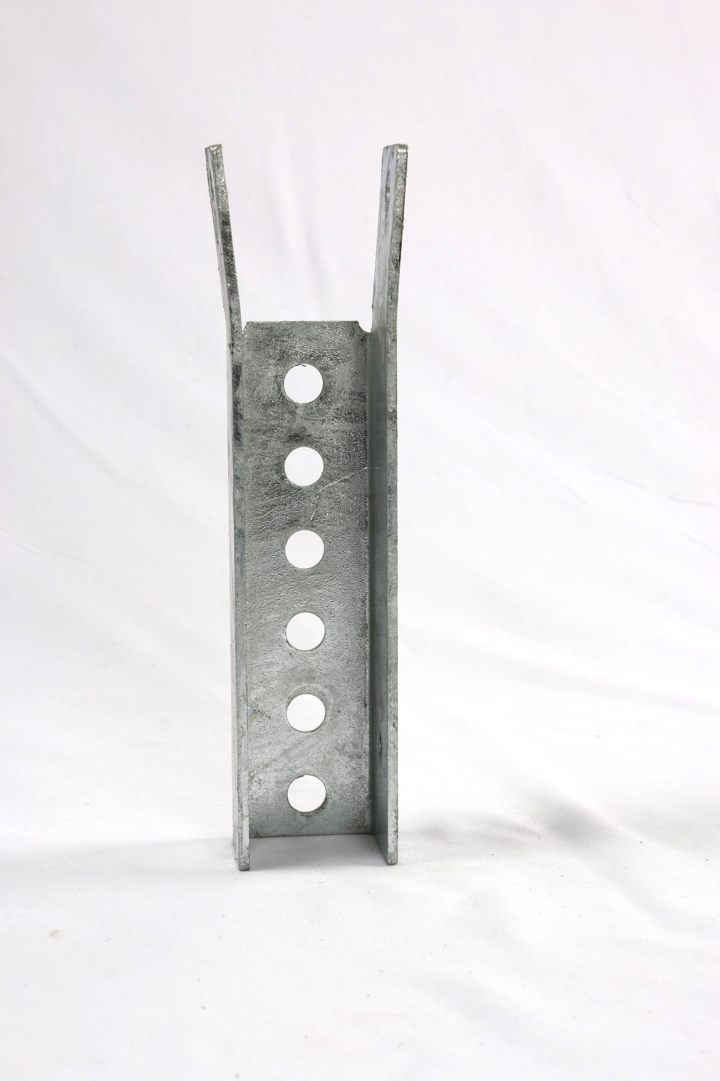 EZ Loader Bunk Channel Mounting Bracket 8" 250-021732-10